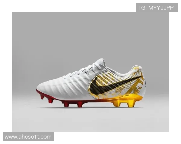 传奇7足球鞋的魅力与性能解析助你在球场上尽显风采