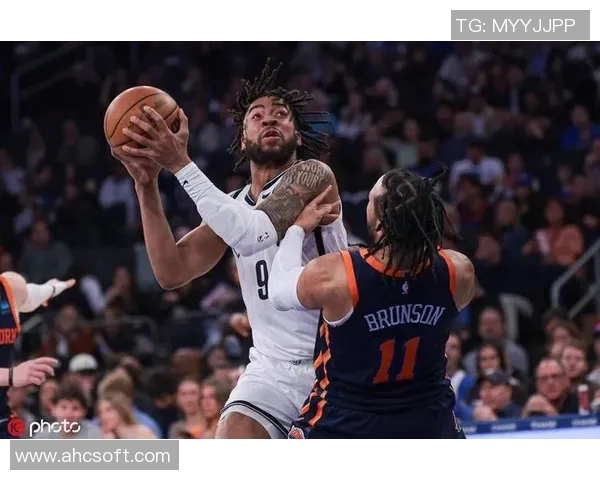 林书豪重返纽约激情对决尼克斯与篮网球迷热情高涨